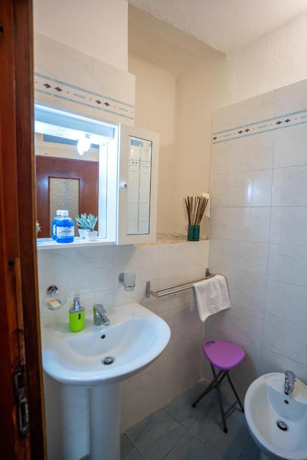 Lory'S Suite Manarola Luaran gambar